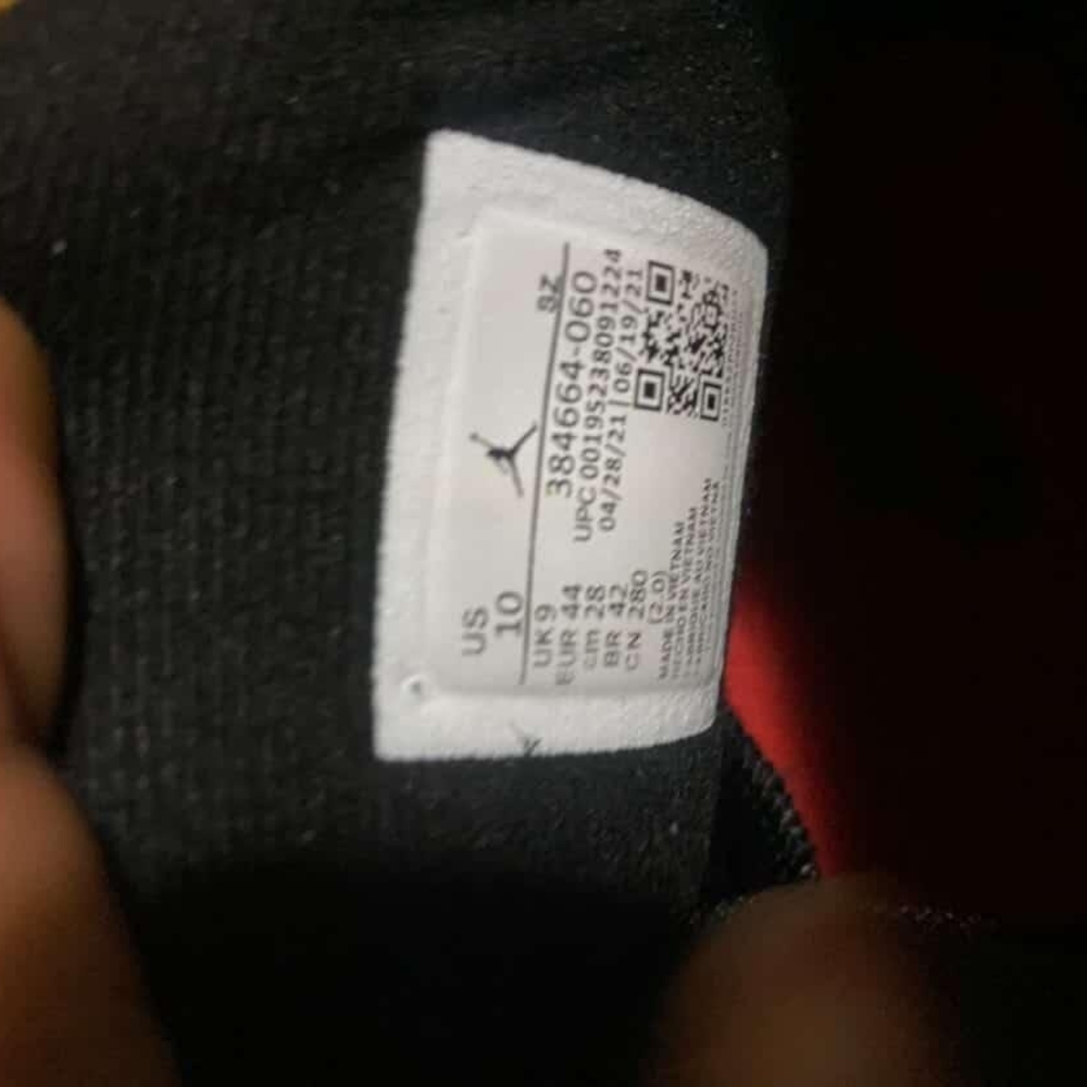 Jordan Black Sneaker with Red Lining - Picture 2 of 3
